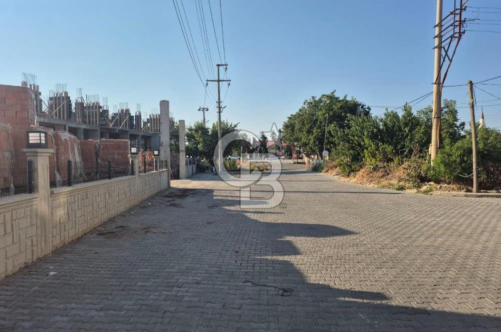 Kula Seyit Ali Mahallesi'nde 3 Katlı Bina (2 Daire, 2 Dükkan)