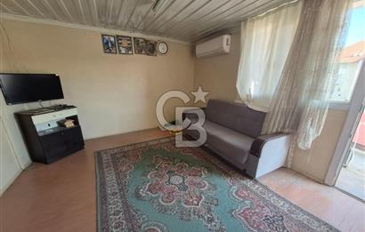 Kula Seyit Ali Mahallesi'nde 3 Katlı Bina (2 Daire, 2 Dükkan)
