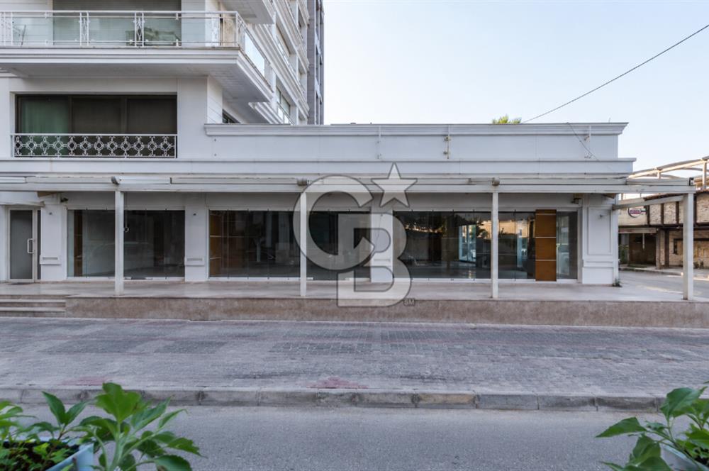 ÇEŞME ILICA MERKEZDE HARİKA KONUMA SAHİP SATILIK DÜKKAN & MAĞAZA