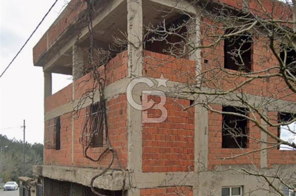 BEYKOZ ÇAVUŞBAŞI BAKLACI MAHALLESİNDE 586 M² VİLLA İMARLI ARSA 