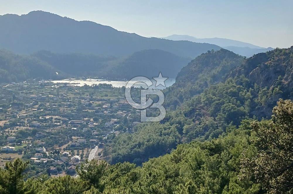 MARMARİS ORHANİYE KIZKUMUNDA PANORAMİK DENİZ MANZARALI ARSA