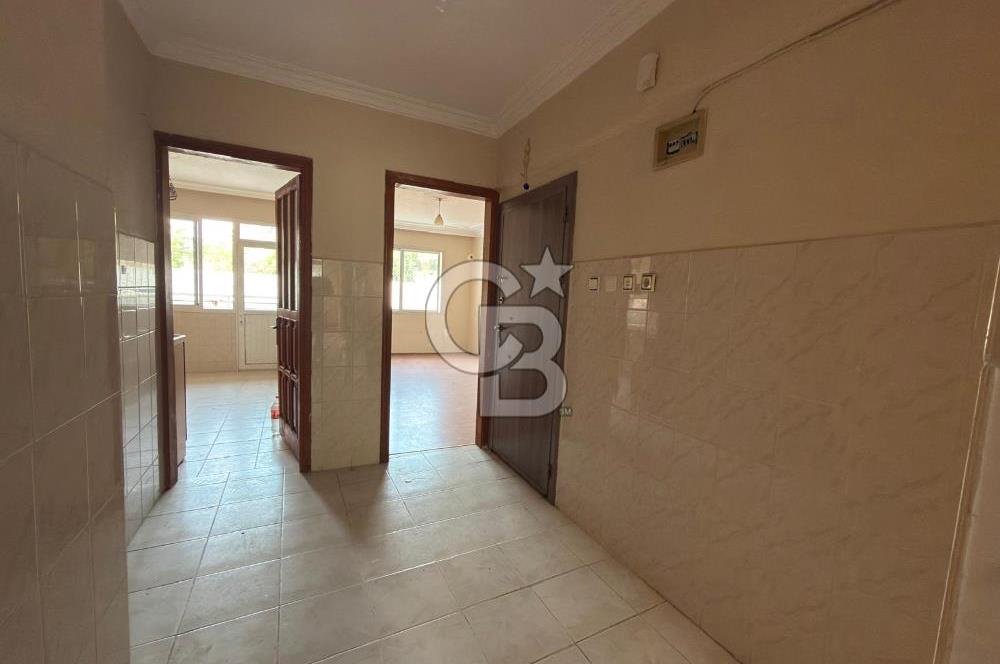 BUCA MERKEZİ KONUM KOMPLE SATILIK BİNA