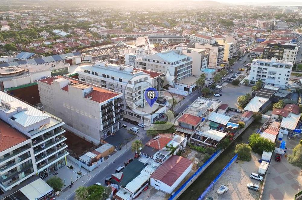 ÇEŞME ILICA MERKEZDE HARİKA KONUMA SAHİP SATILIK DÜKKAN & MAĞAZA