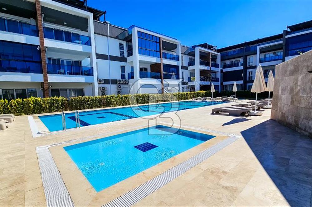 Kuşadası Kadınlar Denizinde Lüks Eşyalı Kiralık 1+1 Daire