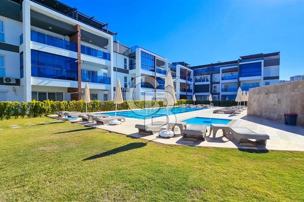Kuşadası Kadınlar Denizinde Lüks Eşyalı Kiralık 1+1 Daire