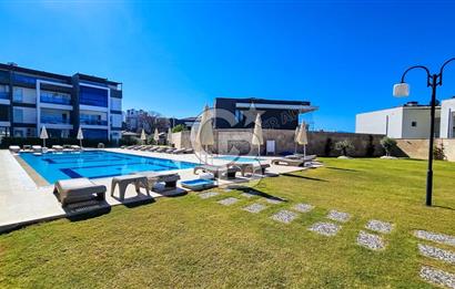 Kuşadası Kadınlar Denizinde Lüks Eşyalı Kiralık 1+1 Daire