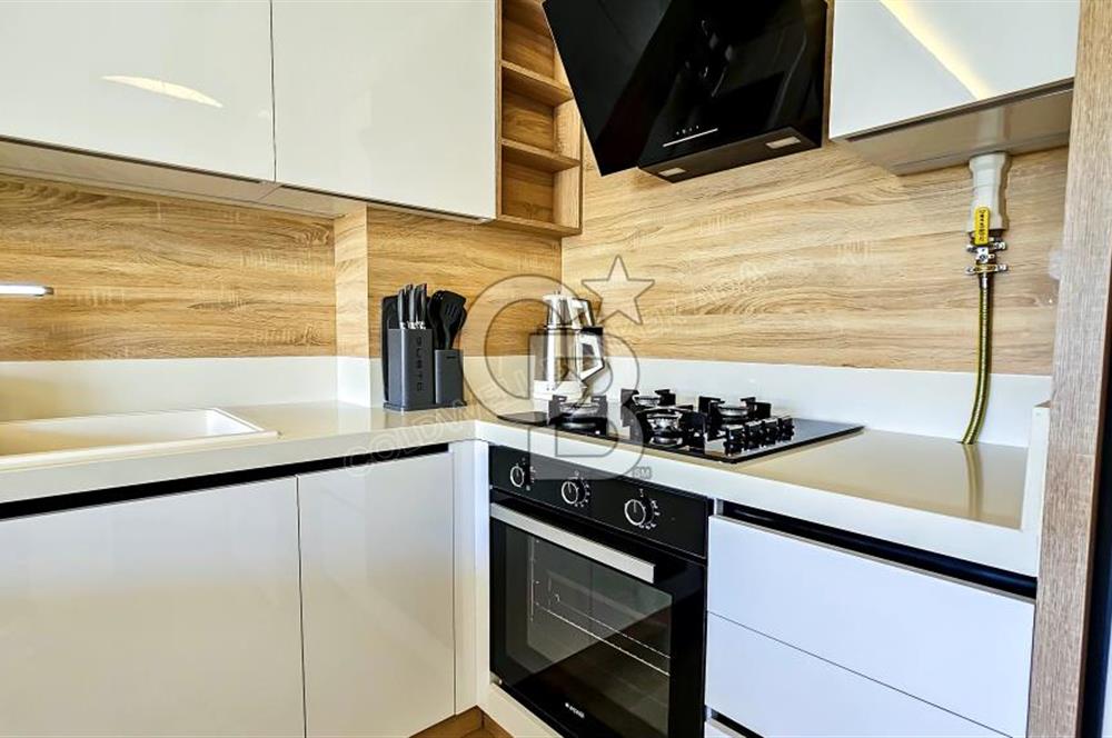 Kuşadası Kadınlar Denizinde Lüks Eşyalı Kiralık 1+1 Daire