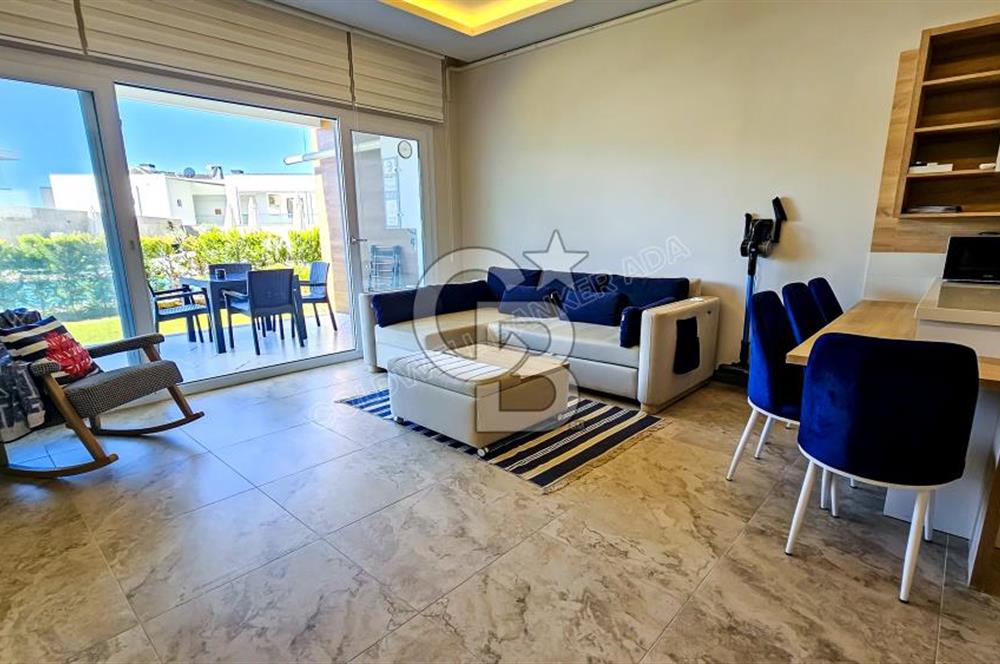Kuşadası Kadınlar Denizinde Lüks Eşyalı Kiralık 1+1 Daire