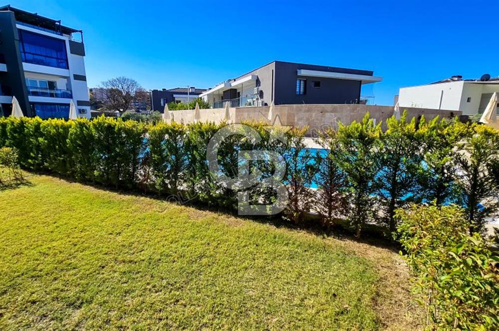 Kuşadası Kadınlar Denizinde Lüks Eşyalı Kiralık 1+1 Daire
