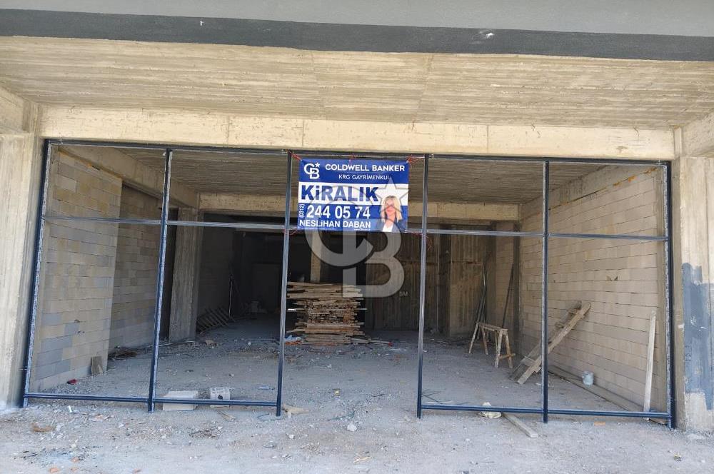 YAKCIK BULVARI ÜZERİNDE KİRALIK DÜKKANLAR