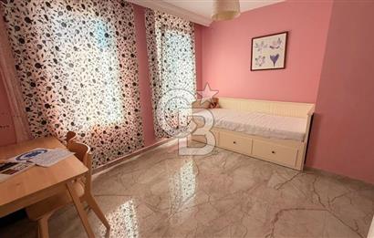 Denize Sıfır Konumda, 330 m² Açık Alanlı Sitede 4+1 Dubleks Villa