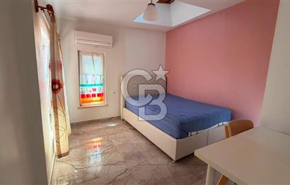 Denize Sıfır Konumda, 330 m² Açık Alanlı Sitede 4+1 Dubleks Villa