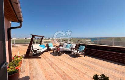 Denize Sıfır Konumda, 330 m² Açık Alanlı Sitede 4+1 Dubleks Villa