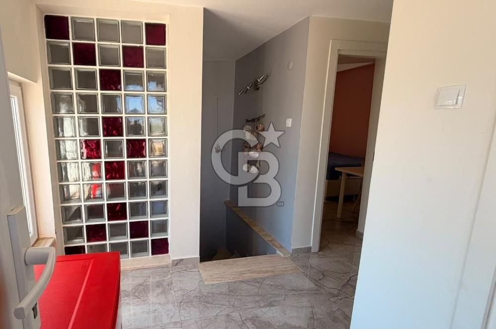 Denize Sıfır Konumda, 330 m² Açık Alanlı Sitede 4+1 Dubleks Villa