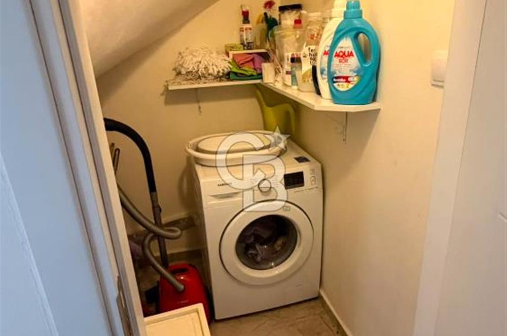 Denize Sıfır Konumda, 330 m² Açık Alanlı Sitede 4+1 Dubleks Villa