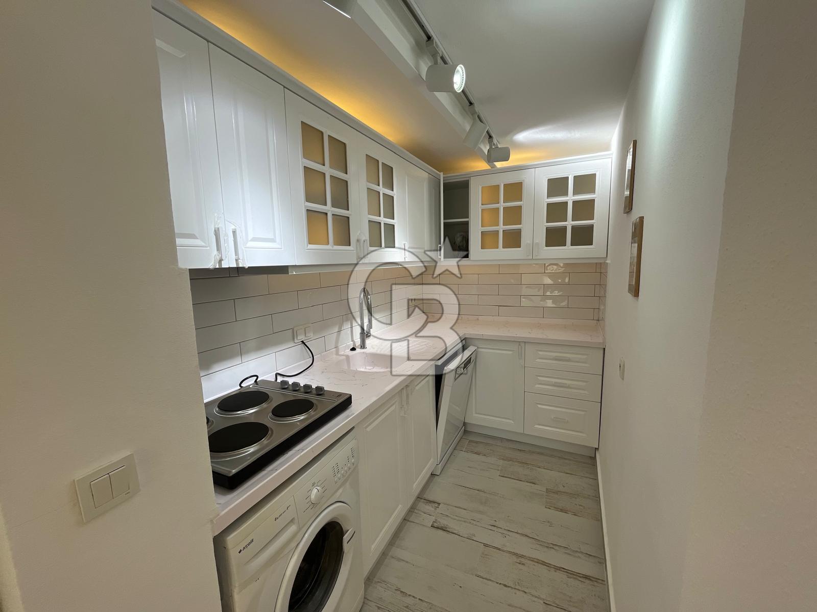 PLAJLI SİTEDE EŞYALI KİRALIK LÜKS 1+1 DAİRE