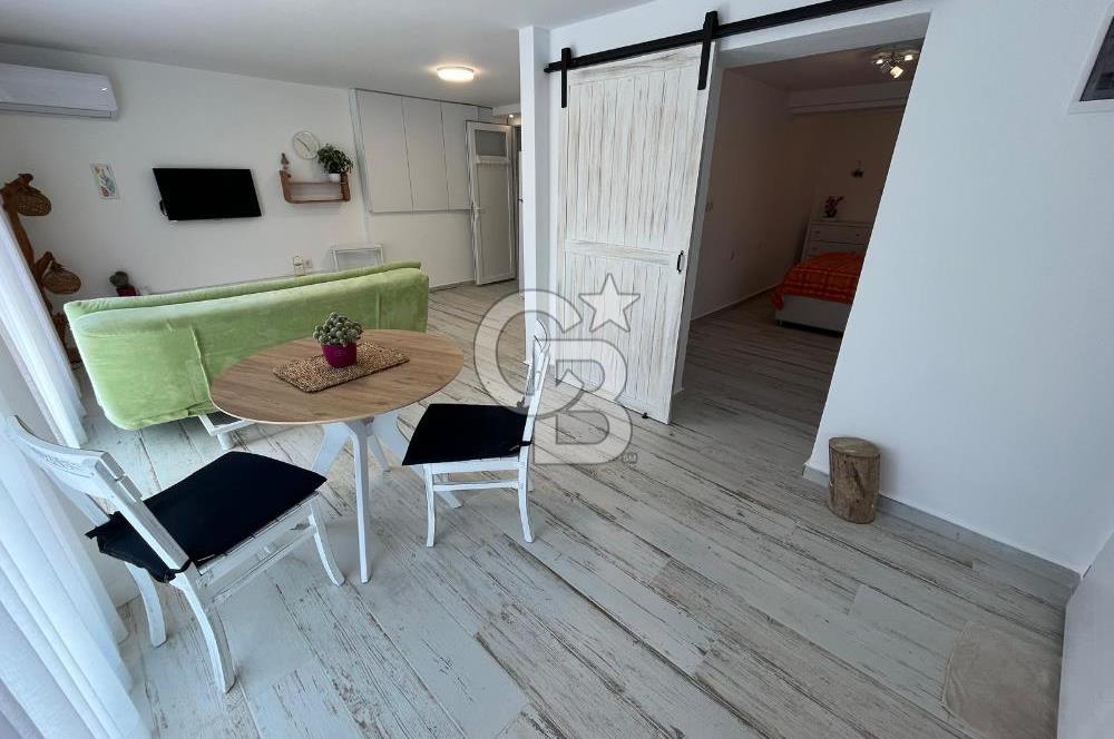 PLAJLI SİTEDE EŞYALI KİRALIK LÜKS 1+1 DAİRE