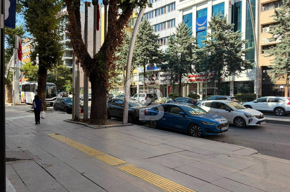 Bankadan Satılık Dükkan