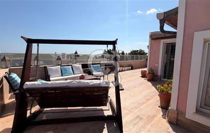 Denize Sıfır Konumda, 330 m² Açık Alanlı Sitede 4+1 Dubleks Villa