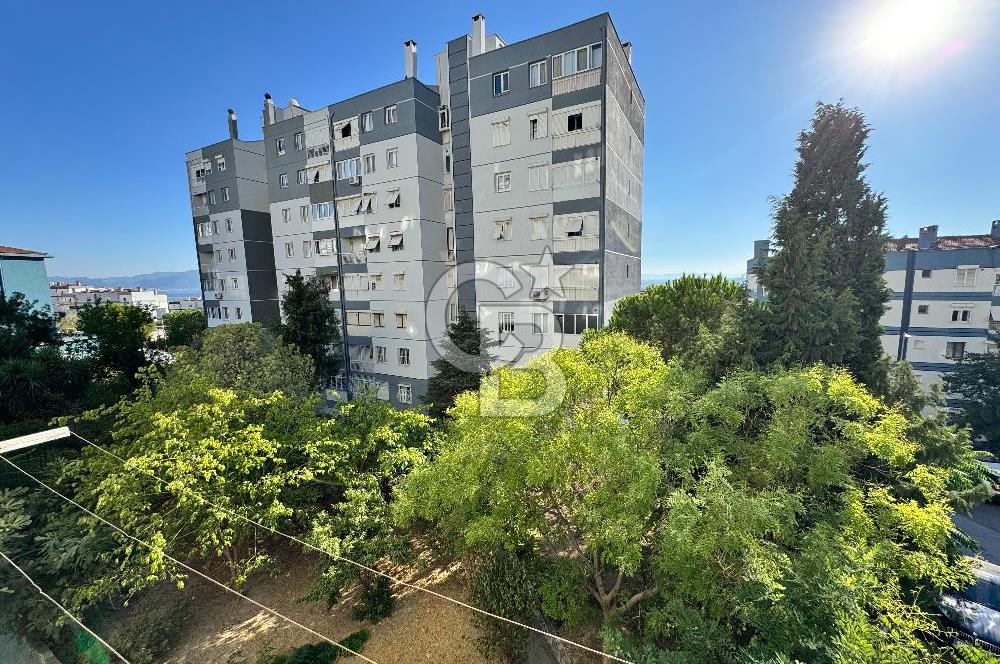 Çiğli Çağdaş Mahallesin De Tadilatlı 3+1 Satılık Daire