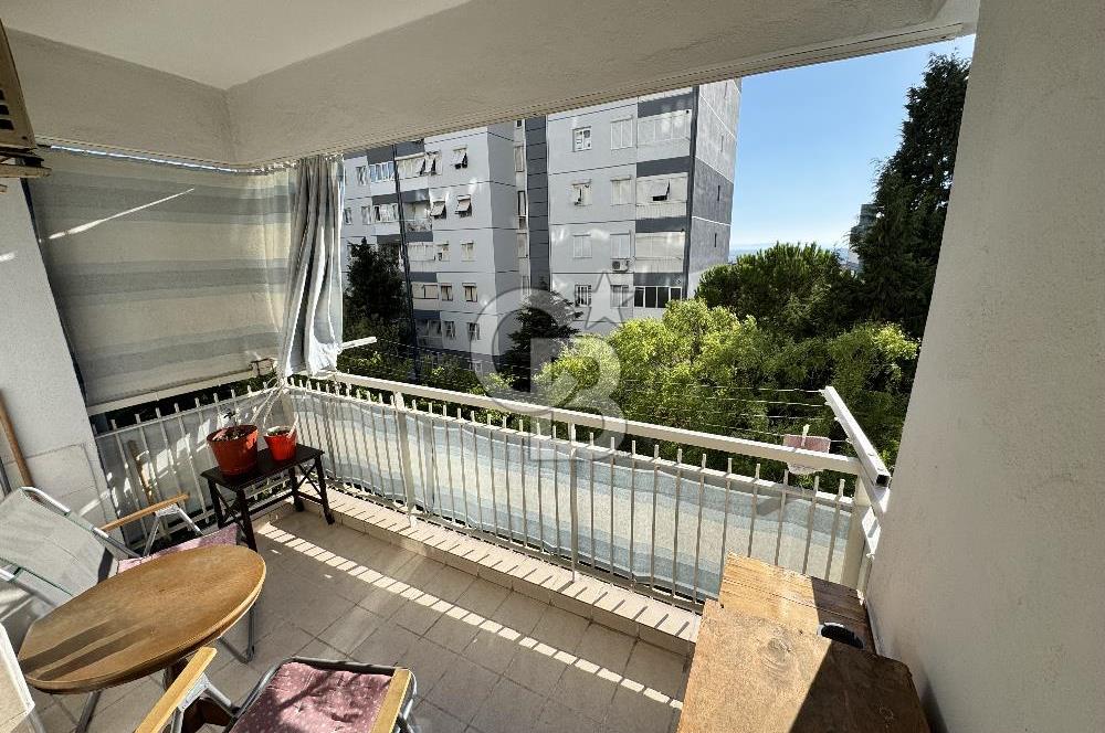 Çiğli Çağdaş Mahallesin De Tadilatlı 3+1 Satılık Daire