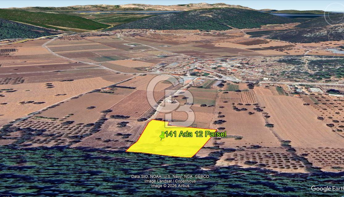Urla Nohutalan Satılık Doğa İçinde Yatırımlık Tarla