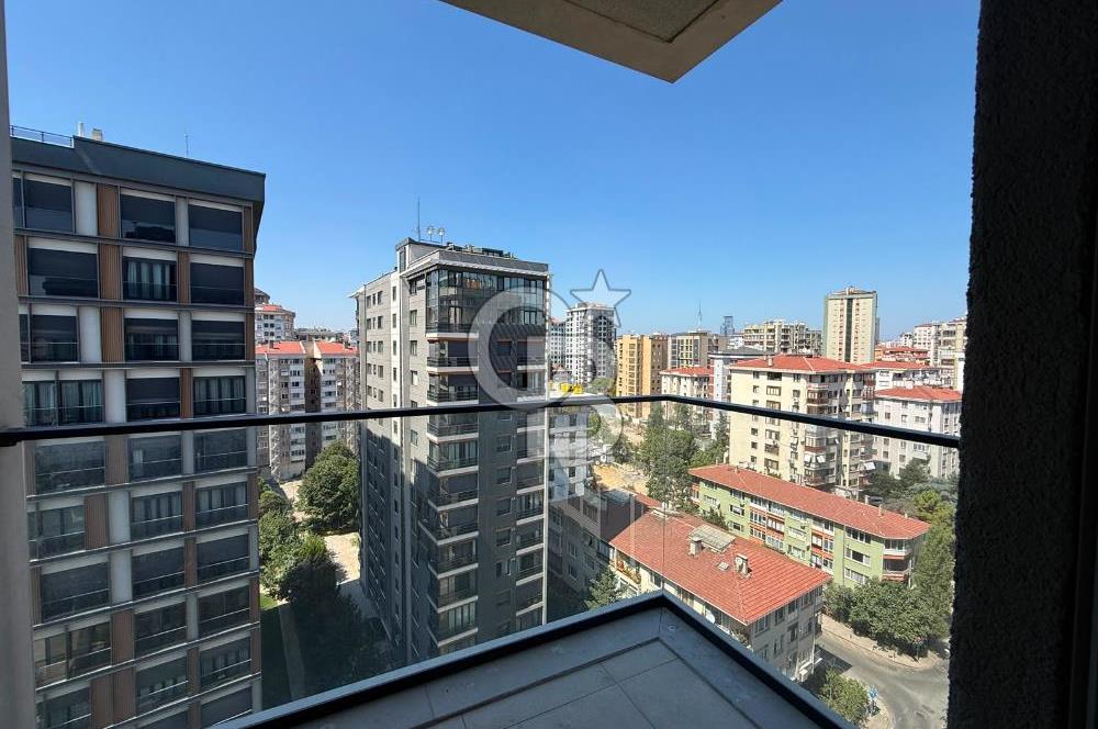 Erenköy'de Merkezi Konumda, Nezih Sokakta Yaşam Fırsati