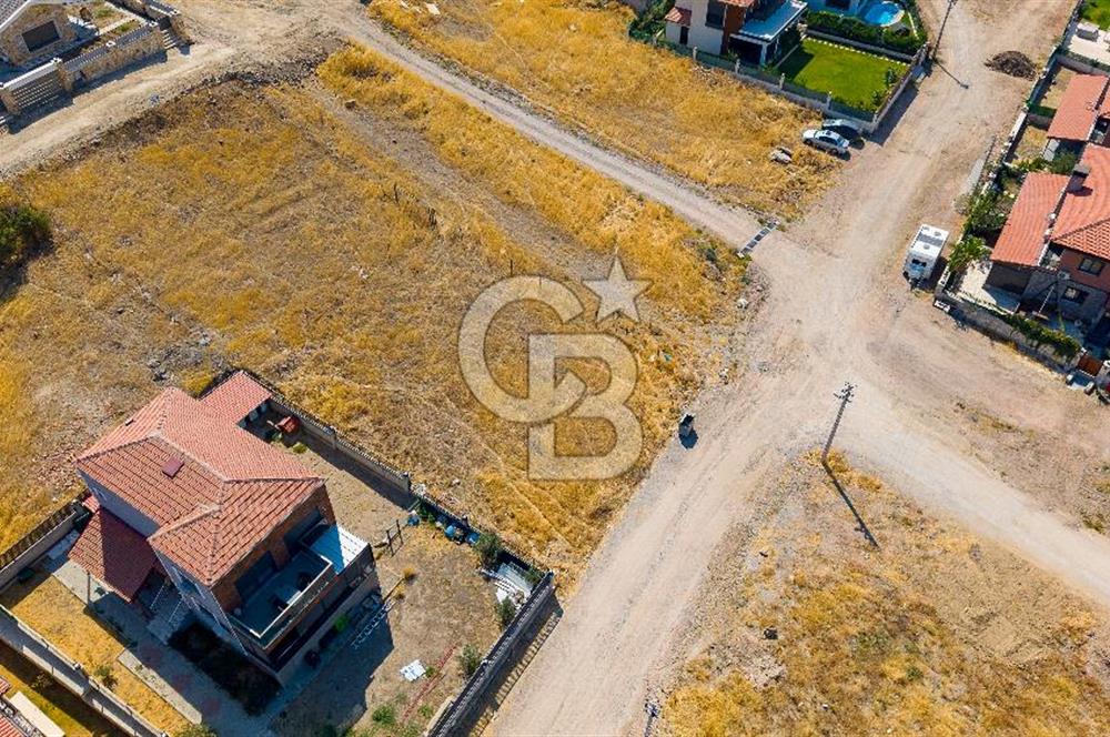 FOÇA BAĞARASINDA AVANTAJLI LOKASYONDA 510 M² VİLLA İMARLI ARSA