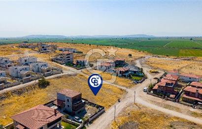 FOÇA BAĞARASINDA AVANTAJLI LOKASYONDA 510 M² VİLLA İMARLI ARSA