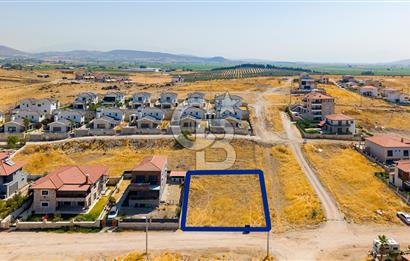 FOÇA BAĞARASINDA AVANTAJLI LOKASYONDA 510 M² VİLLA İMARLI ARSA
