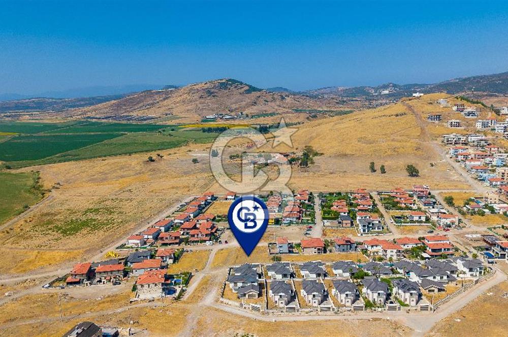 FOÇA BAĞARASINDA AVANTAJLI LOKASYONDA 510 M² VİLLA İMARLI ARSA