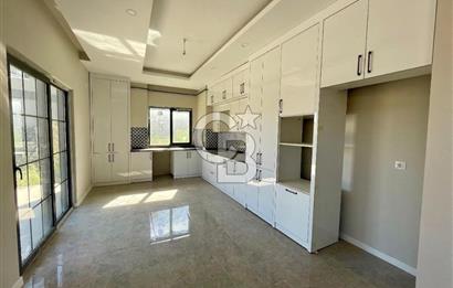 Aksaray Zafer Mahallesinde Satılık 5+1 Lüks Villa