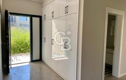 Aksaray Zafer Mahallesinde Satılık 5+1 Lüks Villa