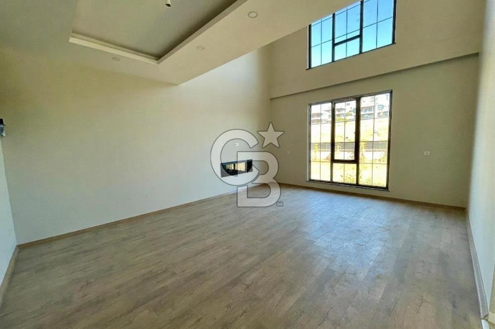 Aksaray Zafer Mahallesinde Satılık 5+1 Lüks Villa