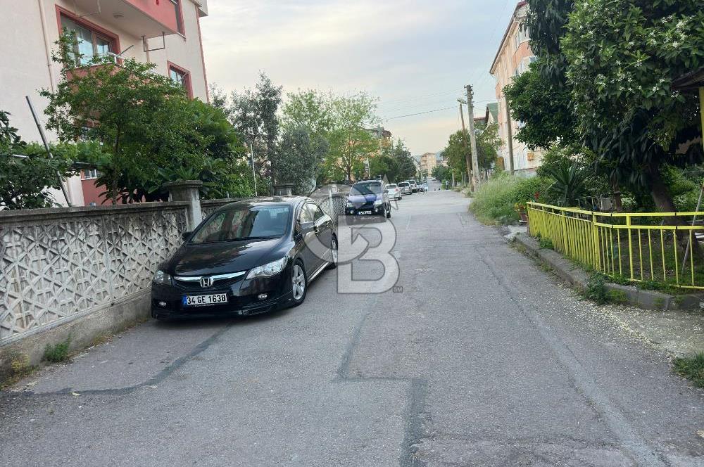 DERİNCE İBNİSİNA MAHALLESİN'DE SATILIK 2+1 DAİRE...