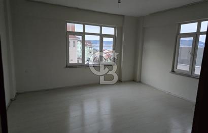 GÖLCÜK PİYALEPAŞA DENİZ MANZARALI FERAH KİRALIK DAİRE..