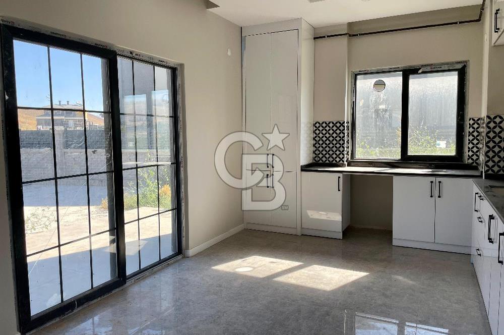 Aksaray Zafer Mahallesinde Satılık 5+1 Lüks Villa