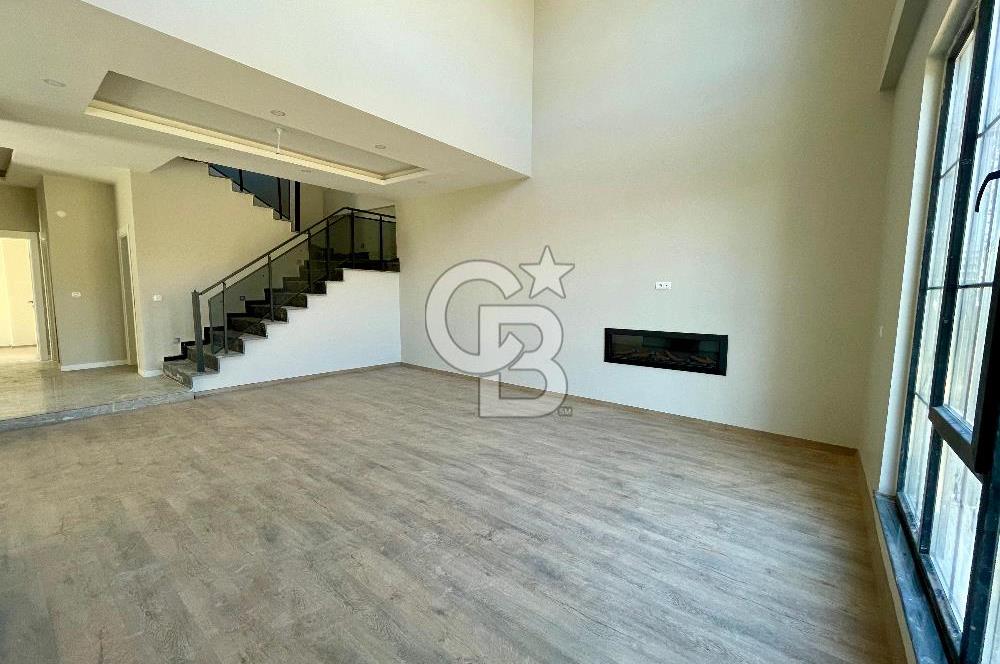 Aksaray Zafer Mahallesinde Satılık 5+1 Lüks Villa
