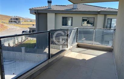 Aksaray Zafer Mahallesinde Satılık 5+1 Lüks Villa