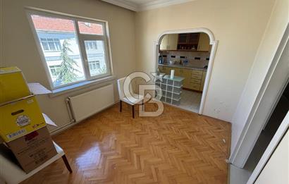KÜÇÜKESAT BAŞÇAVUŞ SOKAKTA SATILIK 3+1 DAİRE