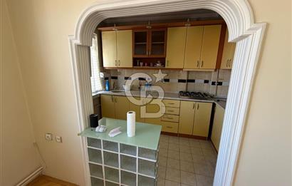 KÜÇÜKESAT BAŞÇAVUŞ SOKAKTA SATILIK 3+1 DAİRE