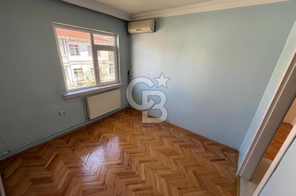 KÜÇÜKESAT BAŞÇAVUŞ SOKAKTA SATILIK 3+1 DAİRE