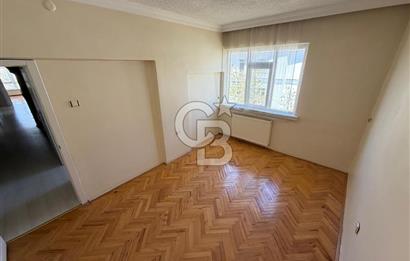 KÜÇÜKESAT BAŞÇAVUŞ SOKAKTA SATILIK 3+1 DAİRE