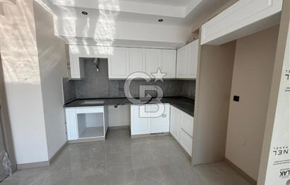 Finike'de Deniz/Havuz Manzaralı 1+1 Lüks Teraslı Daire
