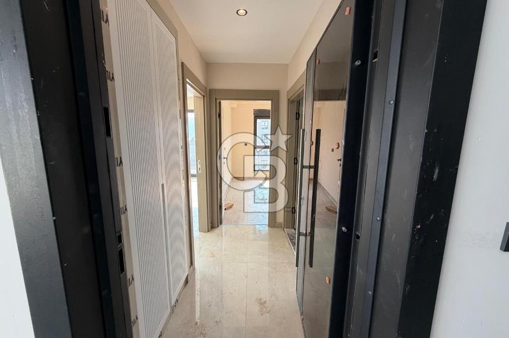 Finike'de Deniz/Havuz Manzaralı 1+1 Lüks Teraslı Daire