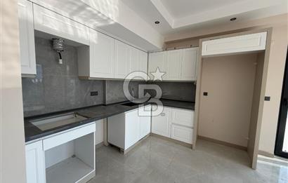 Finike'de Deniz/Havuz Manzaralı 1+1 Lüks Teraslı Daire