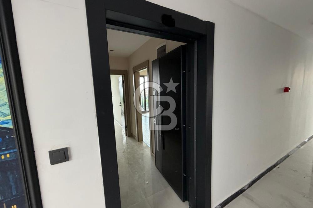 Finike'de Deniz/Havuz Manzaralı 1+1 Lüks Teraslı Daire