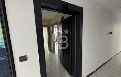 Finike'de Deniz/Havuz Manzaralı 1+1 Lüks Teraslı Daire