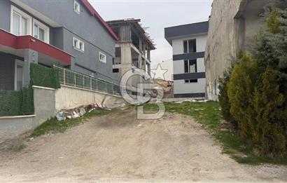 YAŞAMKENT’TE 2 KAT VİLLA İMARLI 218 m² ARSA 