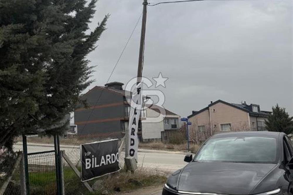 YAŞAMKENT’TE 2 KAT VİLLA İMARLI 218 m² ARSA 